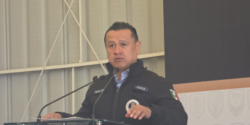 Fiscal Torres Piña pide licencia para hacer campaña con Morena