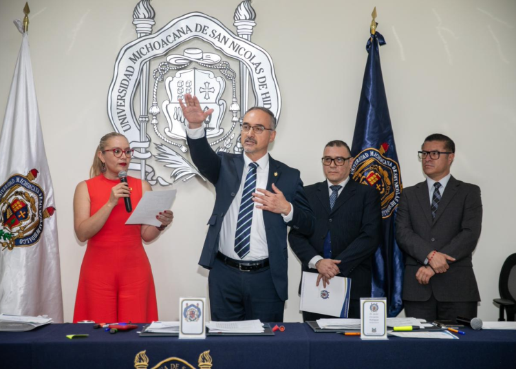 ANDRÉS RAYA Y HÉCTOR GARCÍA, NUEVOS DIRECTORES DE LAS FACULTADES DE ATENCIÓN INTEGRAL EN CIENCIAS DE LA SALUD Y DE BELLAS ARTES