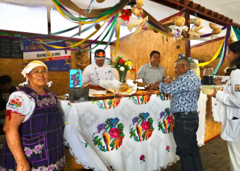 ¡Para chuparse los dedos! Llega el segundo tiempo de las cocineras tradicionales al Jalo Futbolero