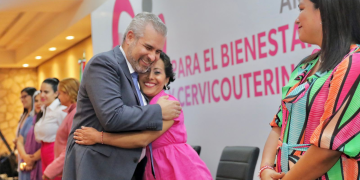 Beneficiadas más de 2 mil 700 mujeres con cáncer mediante apoyo mensual de 4 mil pesos: Bedolla
