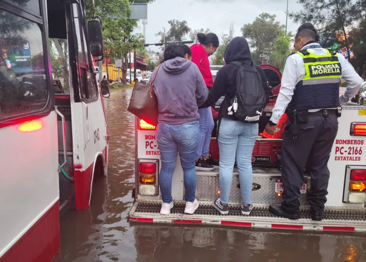 Fuertes inundaciones en Morelia