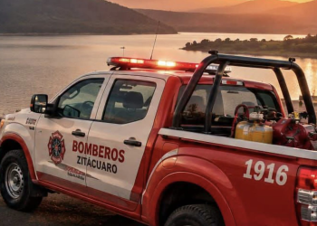 Buscan bomberos a persona ahogada en Tuxpan