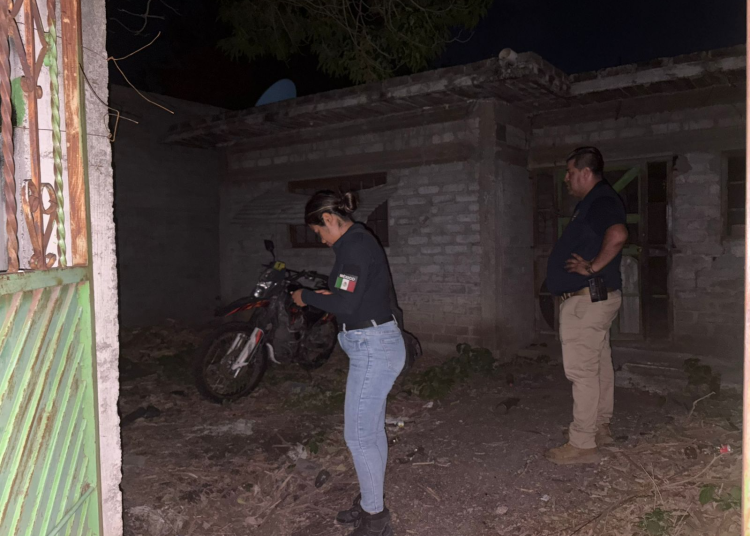 Localizan moto robada en cateo de Apatzingán