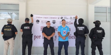 Mandos policiacos de Zacapu también robaron celulares y relojes de elementos caídos