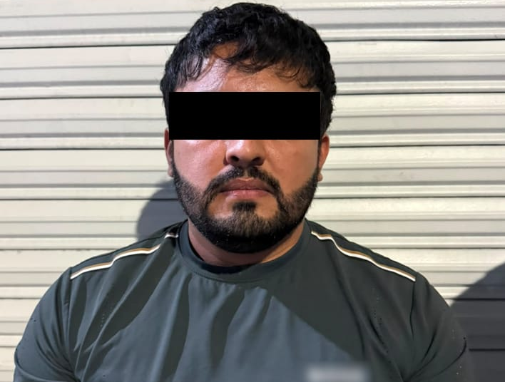 Detienen a sujeto en posesión de varias armas en Apatzingán
