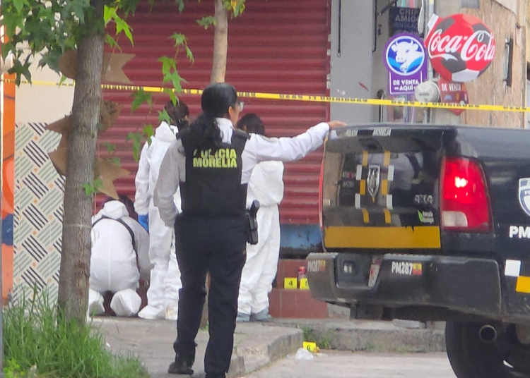 Asesinan a 1 cerca de plaza de Santa María en Morelia