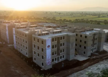Familias de Vista Hermosa reciben 48 casas del Bienestar