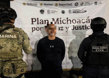 Detiene a sujeto que amenazaba personas con arma en Lázaro Cárdenas