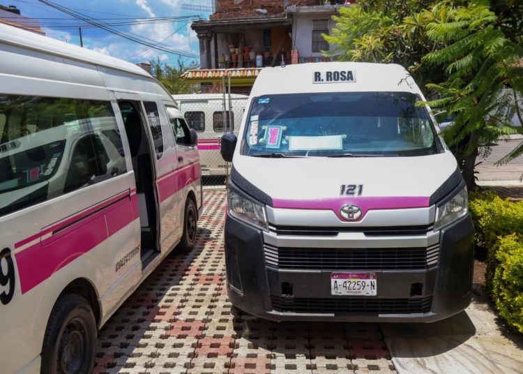 Tarifa del transporte público será de 12 pesos; no habrá más aumentos durante la actual administración