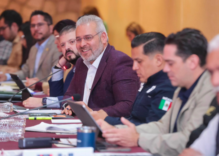 Bedolla acuerda acciones con el Consejo Supremo Indígena de Michoacán